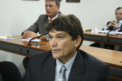 Deputado Henrique Afonso.jpg