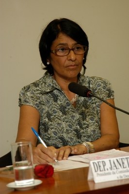 Janete dirige sessão 