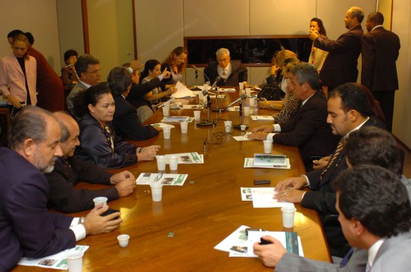 MANGABEIRA UNGER.JPG