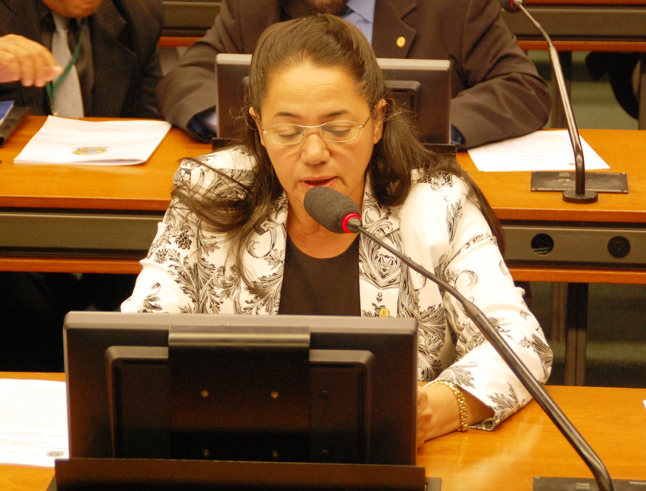 CINDRA debaterá criação do Instituto Nacional de Saúde Indígena e a má prestação de serviços de telefonia móvel no estado do Pará.