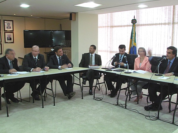 Comissão da Amazônia se reúne com Ministro da Justiça e pede tratamento diferenciado
