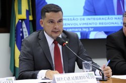 Comissão rejeita projeto que limita desmatamento da Floresta Amazônica a 30% da área