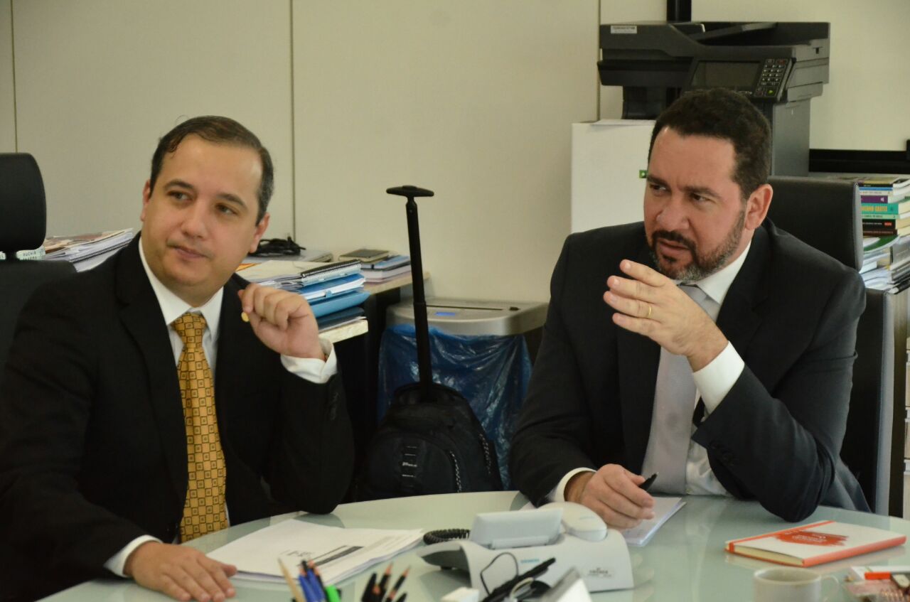 Deputado Valadares Filho se reúne com Ministro do Planejamento Dyogo Henrique