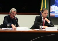 Deputados discutem problemas do Departamento Nacional de Obras contra as Secas 
