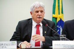 Integração debate Economia da Floresta como Alternativa ao Desmatamento