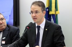 Representantes do Congresso Nacional avaliam presença do Brasil na conferência do clima