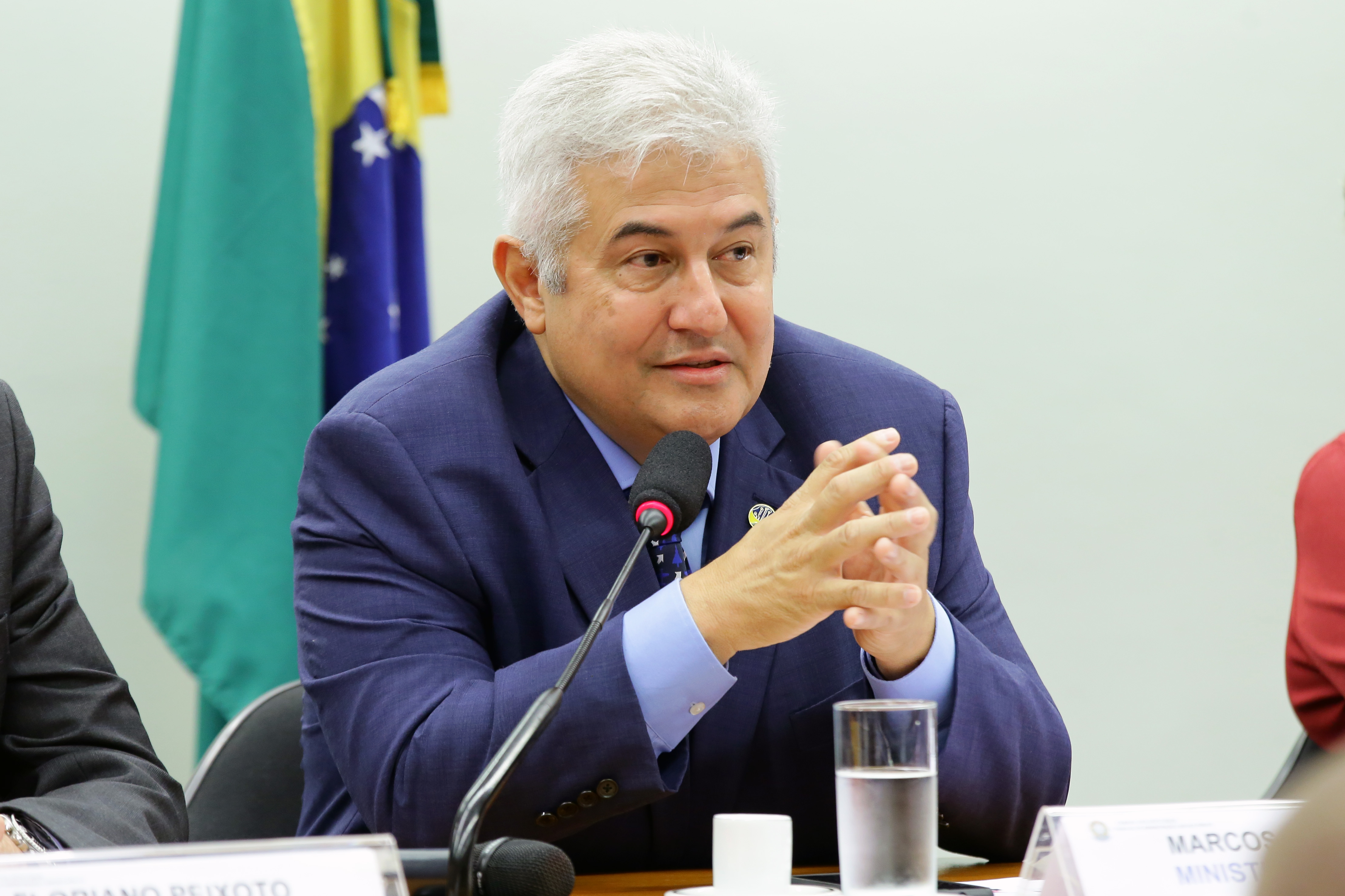 Três comissões ouvem ministro sobre demissão de diretor do Inpe