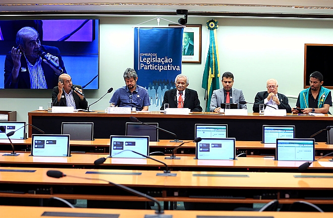 CLP debate os efeitos da mudança da meta fiscal no serviço público