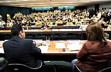 Seminário discute situação dos servidores da Justiça nos estados