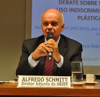 Alfredo Schmitt, Diretor Adjunto da ABIEF- Associação Brasileira da Indústria de Embalagens Plásticas Flexíveis.