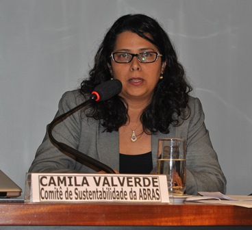 Camila Valverde, do Comitê de Sustentabilidade da ABRAS - Associação Brasileira de Supermercados.