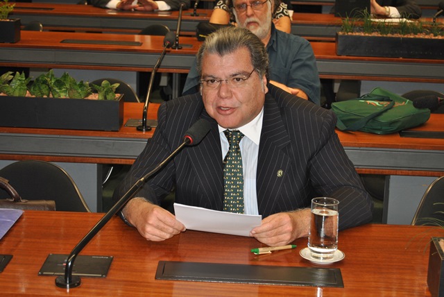 Deputado Sarney Filho (PV/MA) também defendeu a criação do parque marinho.