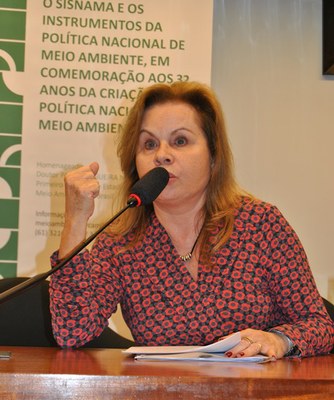 Sandra Cureau, Subprocuradora-Geral da República e membro da 4º Câmara de Coordenação e Revisão - Meio Ambiente e Patrimônio Cultural do Minitério Público Federal.