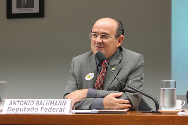 Deputado Antônio Balhmann (PSB/CE), defendeu mais estímulos para a preservação da Caatinga