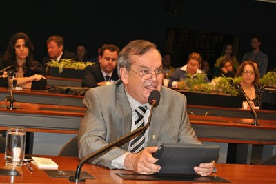 Deputado Rogério Peninha de Mendonça (PMDB/SC), um dos autores do PL 4.198/2012.