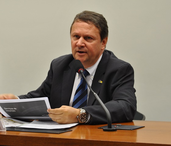 Mário Augusto Ribas do Nascimento, Consultor da Confederação Nacional dos Municípios.