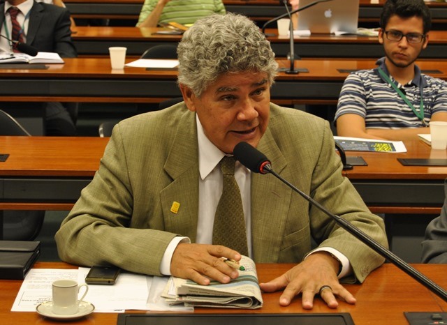 Deputado Chico Alencar (PT/RJ) também participou da audiência pública sobre o novo Código da Mineração e seus passivos socioambientais.