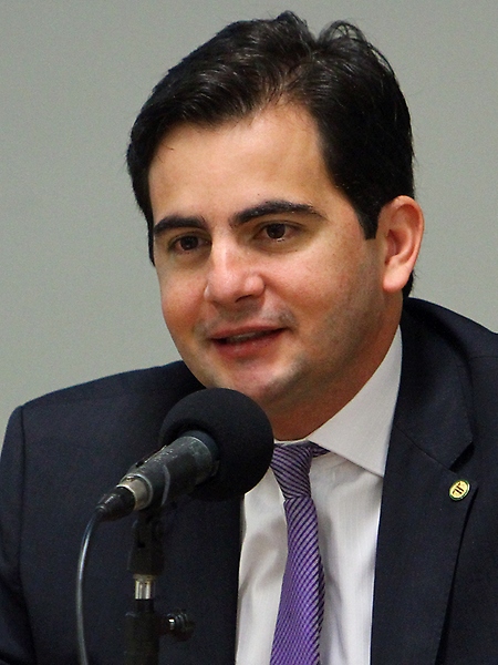 Deputado quer negociar portabilidade da conta de luz com governo