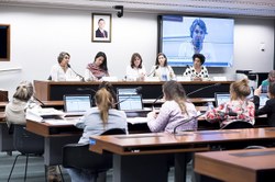 Projeto de Lei sobre “Economia do Cuidado” é aprovado, e Audiência Pública debate o “Casamento Precoce” no Brasil.