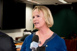 Deputada Ana Perugini é eleita Presidenta da CMulher na sessão legislativa de 2018.