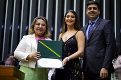 Comissão de Defesa dos Direitos da Mulher divulga indicadas ao Diploma Mulher-Cidadã Carlota Pereira de Queirós