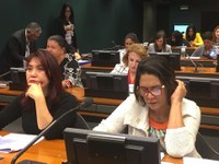 Reunião deliberativa da CMulher discutirá saúde feminina, trabalho e combate à violência 