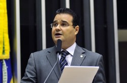 Comissão aprova isenção maior de Imposto de Renda para idosos