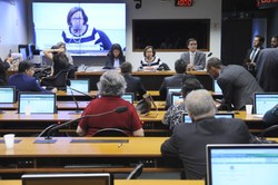 Conselho defende orçamento específico para atender idosos