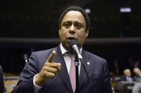 Comissão aprova obrigatoriedade de quadras esportivas acessíveis em escolas