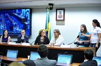 Comissão de Defesa dos Direitos das Pessoas com Deficiência realizou no dia 25 de março Reunião Deliberativa para homenagear o “21 Dia Mundial da Síndrome de Down”