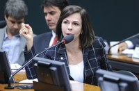 Comissão proíbe escola de cobrar taxa adicional de aluno com deficiência