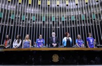 Deputados destacam importância de conscientização da sociedade sobre o autismo