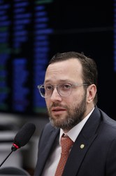 “Queda de Maduro é a notícia mais importante da década”, afirma Filipe Barros