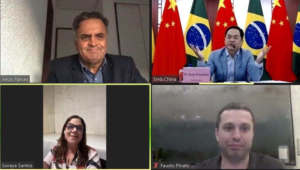 Aécio Neves trata de vacinas e insumos da China com Embaixador Wanming