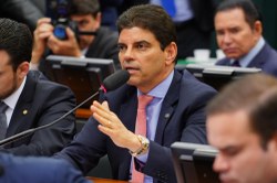 Aprovado o acordo de Sede da Corte Permanente de Arbitragem 