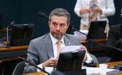 Aprovado o acordo sobre transferência de presos entre Brasil e China 