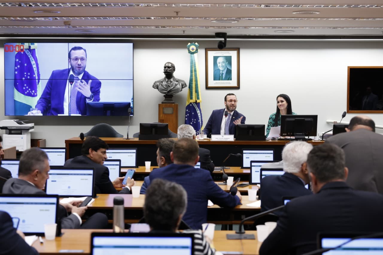 Aprovados convites para Mauro Vieira e Celso Amorim na CREDN 