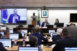 Aprovados convites para Mauro Vieira e Celso Amorim na CREDN 