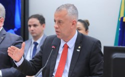 CREDN aprova Moção de Apoio ao ex-presidente Jair Bolsonaro