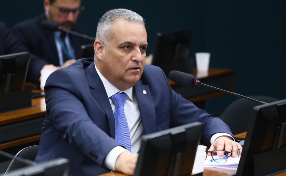 CREDN cobra informações sobre viagens presidenciais em 2023