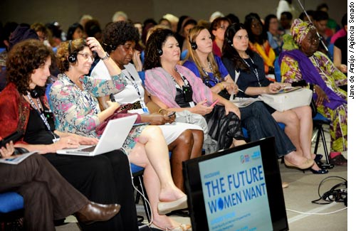 Credn é representada no Fórum Mulheres Líderes da Rio+20