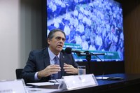 Deputado Zarattini defende orçamento plurianual para a Defesa