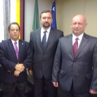 Embaixador da República da Belarus faz visita de cortesia ao deputado Leréia