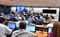 Especialistas reconhecem dificuldades para o setor lácteo brasileiro