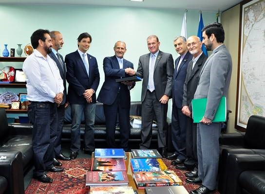 Evandro Roman recebe parlamentar iraniano na Câmara