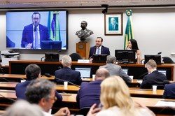 Filipe Barros se solidariza com as vítimas do Hamas e celebra Plano de Paz