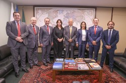 Instalados os grupos parlamentares Brasil – Espanha e Brasil - Itália 