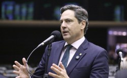 Ministério da Defesa terá de explicar programa da China no Brasil