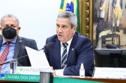 Ministro da Defesa garante respeito das Forças Armadas à Constituição