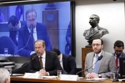 Ministro de Minas e Energia assegura que não houve sumiço de urânio 